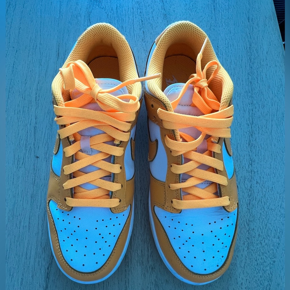 Dunk Low 'Laser Orange' women’s size 8